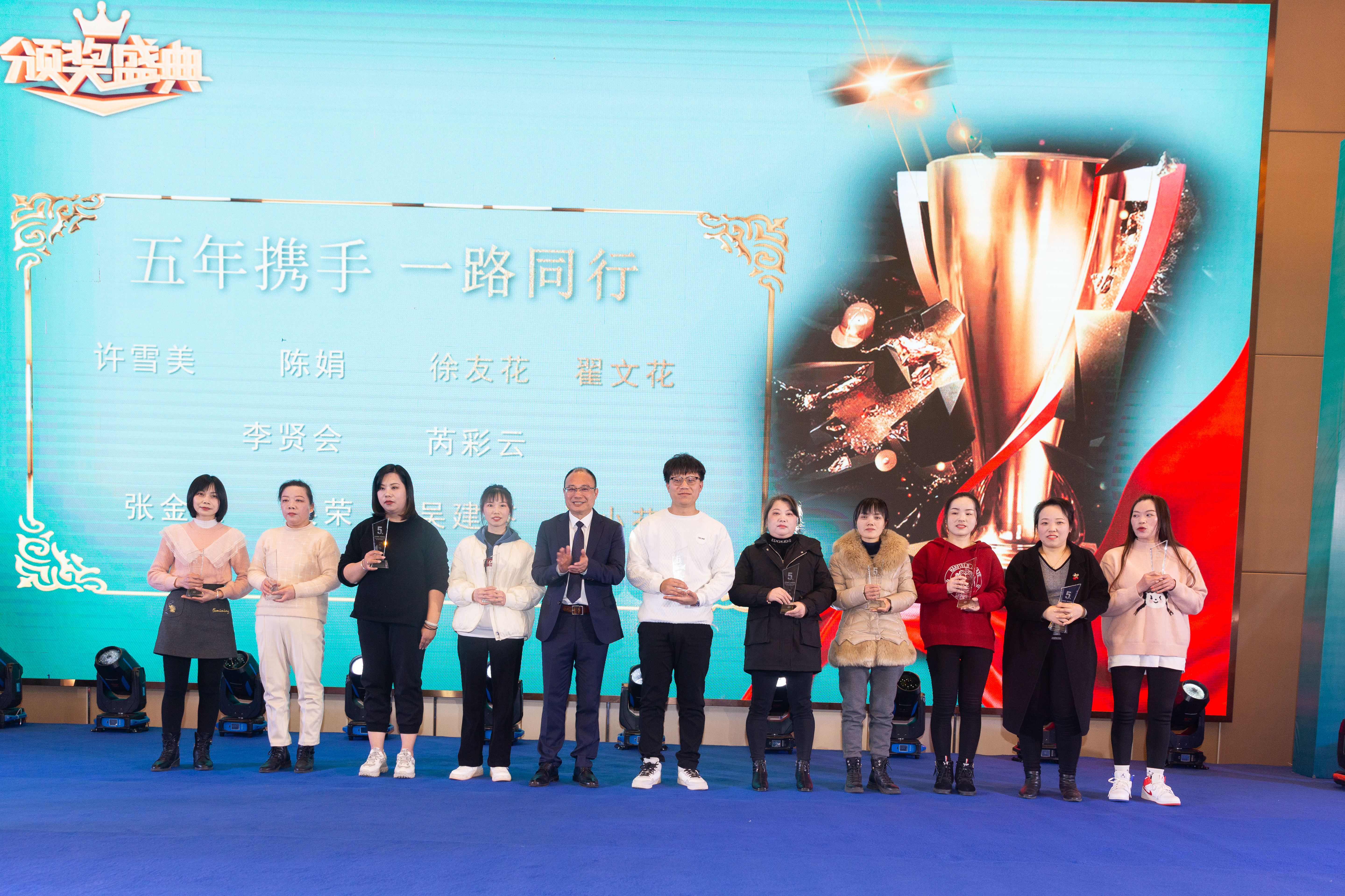 f23ba6bf5278bf1d8e992e61984fdec